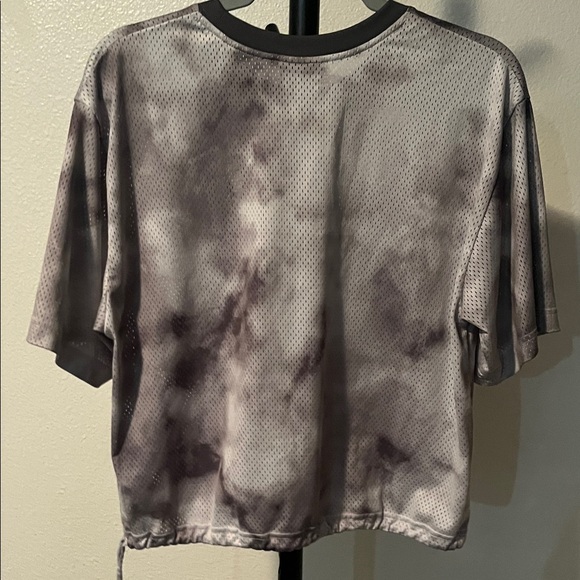 Nike Icon Clash Gray Mesh T-Shirt - Picture 7 of 8